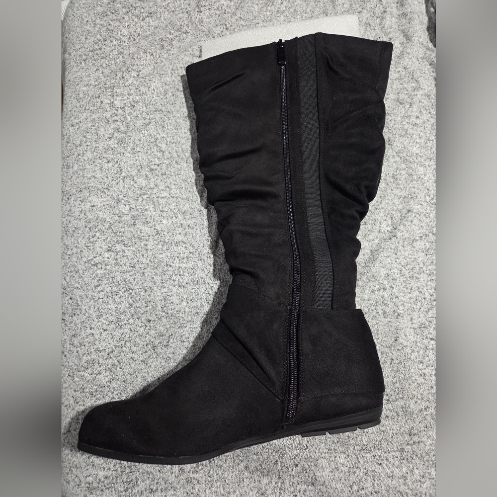 Torrid Black Boots - Picture 4 of 6